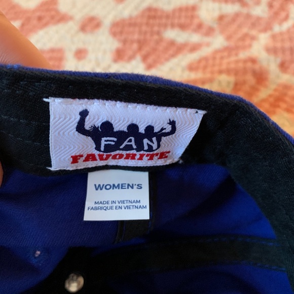 NWT Chicago Cubs baseball hat with sequined logo - Picture 3 of 8